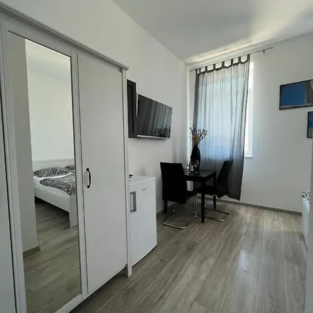 Baska Guest House Exterior photo