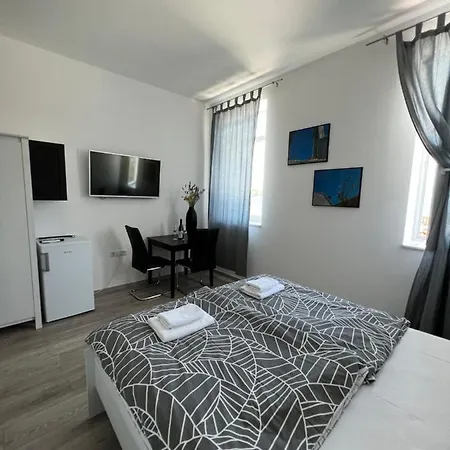 Baska Guest House Exterior photo