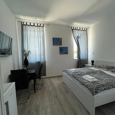 Baska Guest House Exterior photo