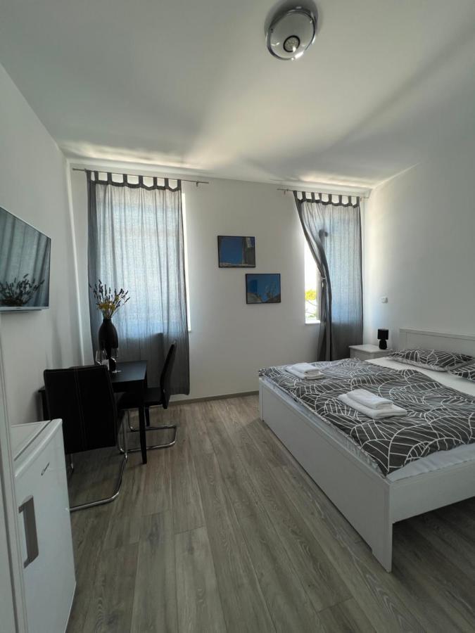 Baska Guest House Apartment