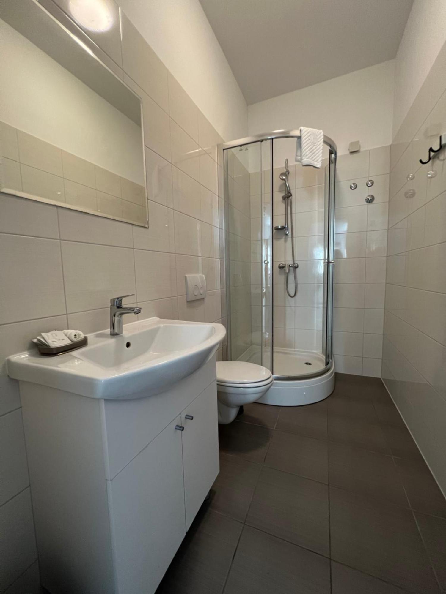 Apartment Baska Guest House